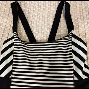 Lululemon Mint green/black stripe sports tank w/shelf bra Size 10